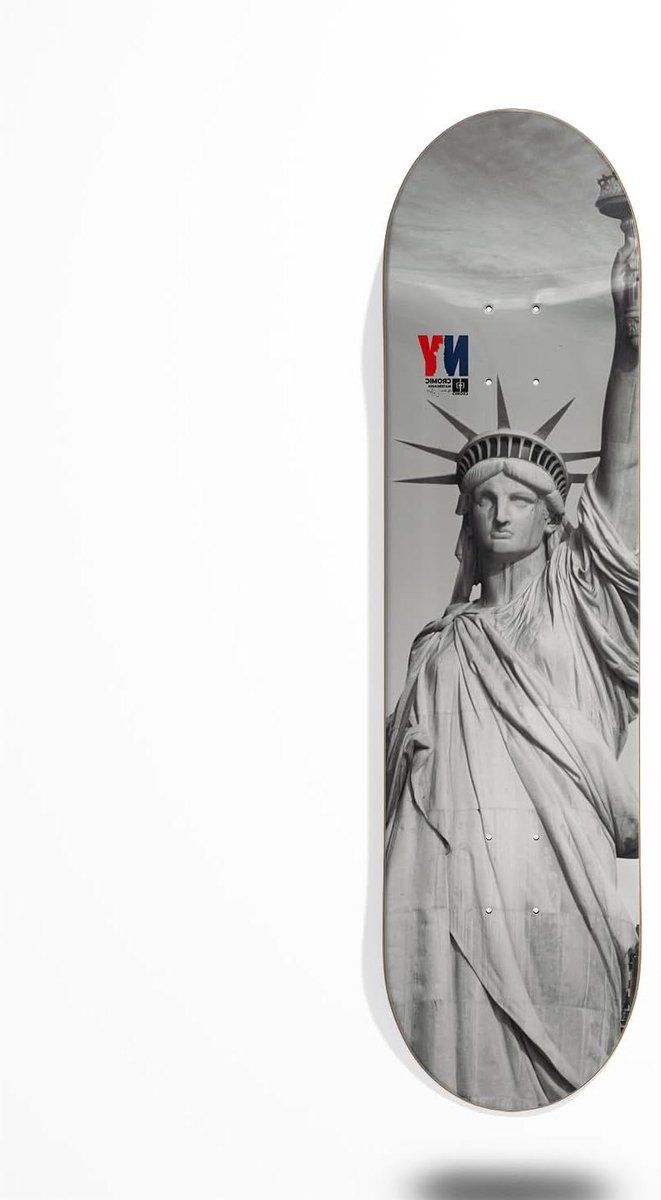 Skateboard Deck Deck Plank Street Skateboarding NY Liberty Design 8.25 inch