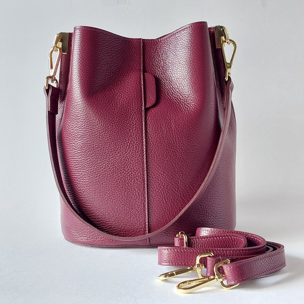 leren handtas dames bordeaux Italiaans leer handmade - top kwaliteit schoudertas met messing details - luxe tijdloos design