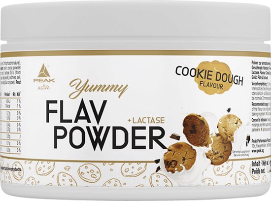 Witte pot Peak Yummy Flav Powder met 'Cookie Dough Flavour' en afbeelding van koekjes in melk.