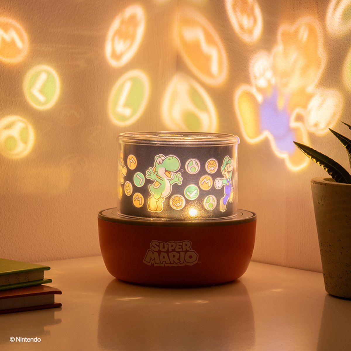 Super Mario Projection Light – Officieel Gelicentieerde Nintendo Projectorlamp met Verwisselbare Scènes & Kleureffecten- Paladone