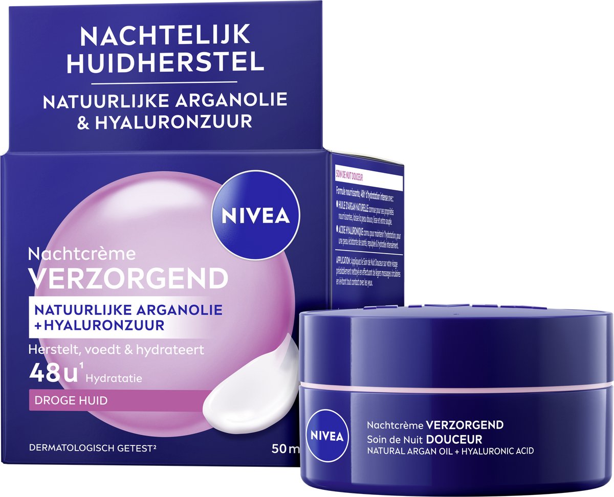 Bol.com NIVEA Essentials Verzorgende Nachtcrème voor Vrouwen - Gevoelige en Droge Huid - Met Sheaboter en Natuurlijke Amandeloli... aanbieding