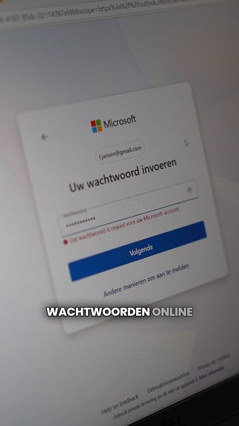 Vaultique SecureBook - Wachtwoordenboekje - A6 Pocket Formaat - Luxe PU Leer - Zwart