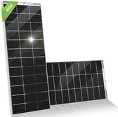 Een set van twee zwarte zonnepanelen, één met een groene "330W" sticker.
