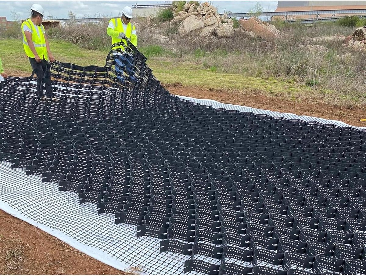 Grindmat Vloerrooster - Stabilisator Bodemrooster - Oprit Aanleggen - Hoge Treksterkte - 7 m lang - Zwart