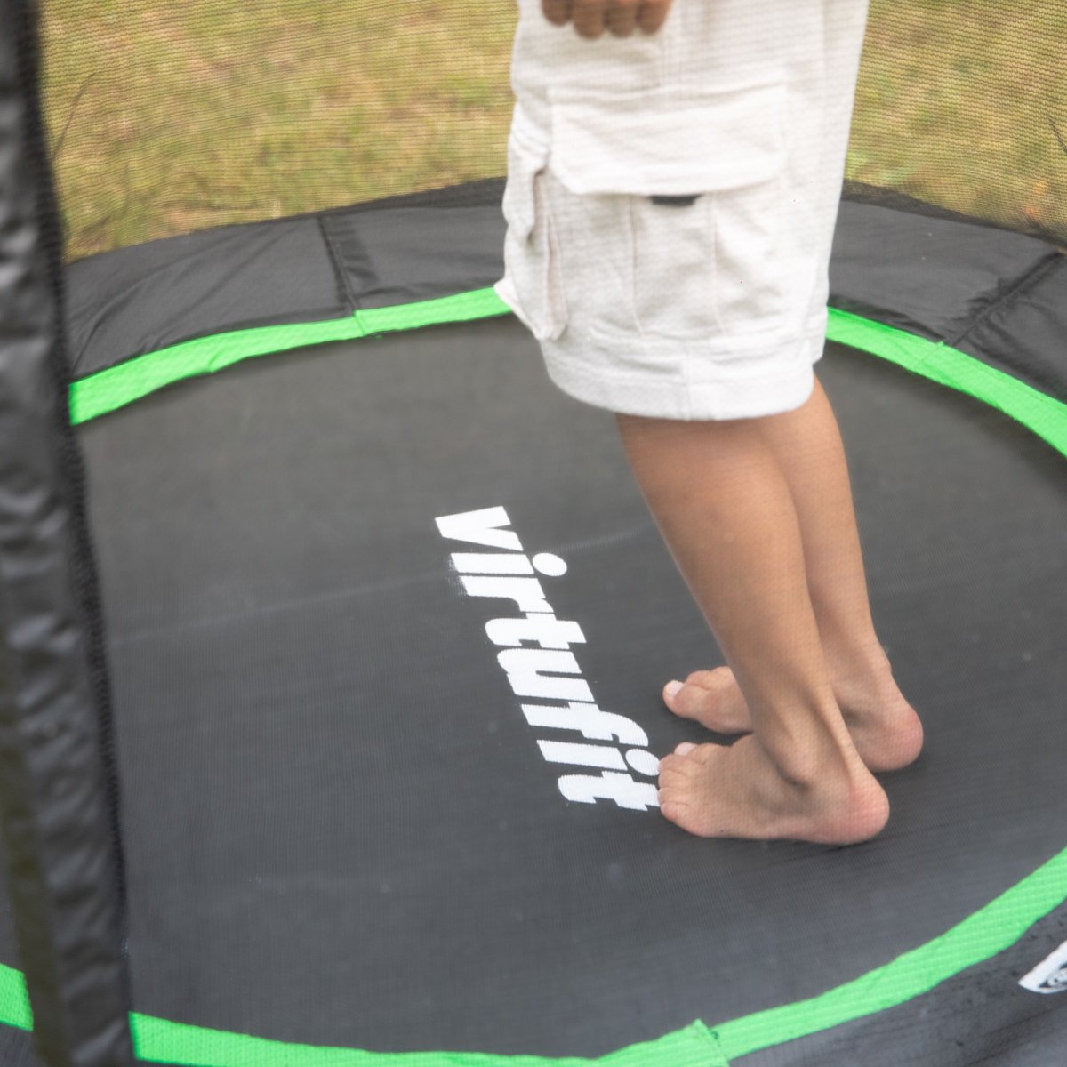 VirtuFit Kinder Trampoline met Veiligheidsnet - 140 cm - UV- en Weerbestendig - Zwart - Compact Ontwerp — afbeelding 5