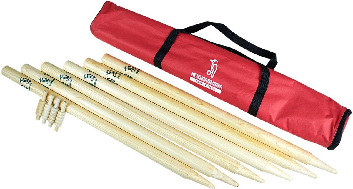 Kookaburra Pro Stumps