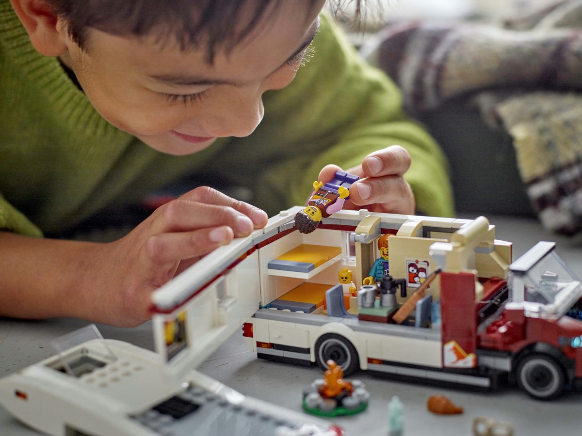 LEGO City Avontuurlijke camper voertuigset - 60454 — afbeelding 25