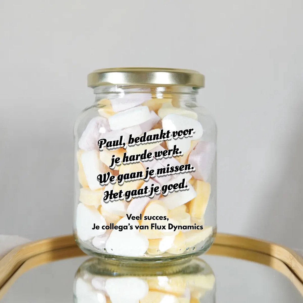 Gepersonaliseerd Cadeau - Zakelijk Bedankje - Luxe Snoeppot met Eigen Naam en Tekst - Relatiegeschenk Jubileum & Kerst - Kerstcadeau Personeel - Glazen Pot incl. 200g Snoep