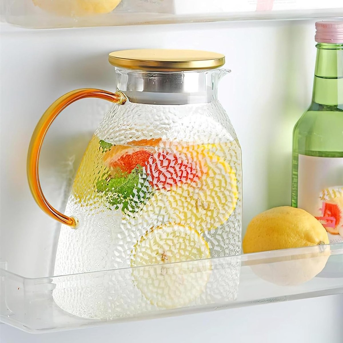 Grote glazen waterkan van 1,8 liter met deksel, hittebestendig voor warme en koude dranken, ideaal voor sap en ijsthee, perfect voor in de koelkast
