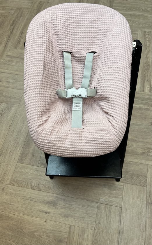 Newborn Hoes - Tripp Trapp geschikt voor Stokke Tripp Trapp Newborn Set - Perfecte Pasvorm - Beschermt je Stoel - Waterafstotende Voering - Makkelijk Wasbaar - Zacht Katoen - Licht roze Wafelstof - handmade — afbeelding 2