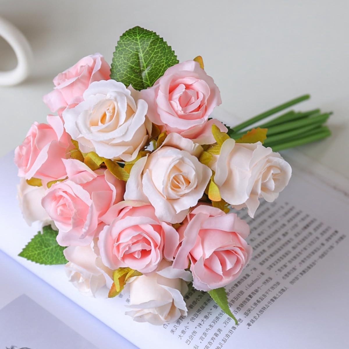 Set van 12 Rozen Kunstbloemen - Realistische Rozenboeketten voor Bruiloft en Lente Decoratie - Zijde Bloemen Arrangementen in Roze en Champagne