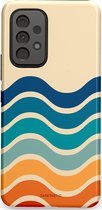 Casetastic Hoesje Geschikt voor Samsung A53 - Stijlvolle Beschermende Duo-layer Case - Nostalgische golven