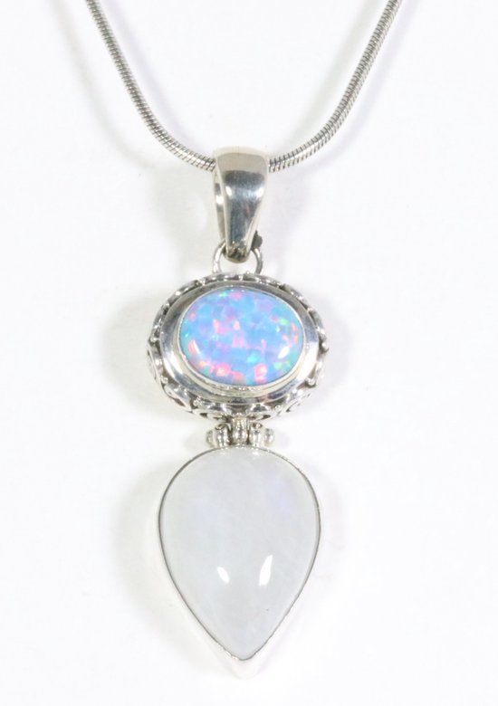 Witte Opaal Hanger aan Zilveren Oogje 925 Zilver Sterling Ketting | Crystal Cave Witte Opaal Hanger aan Zilveren Oogje 925 Zilver Sterling Ketting | Crystal Cave
