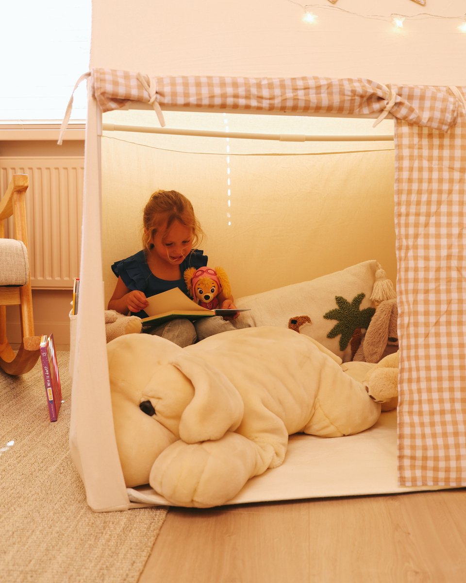 NOVOB® Speeltent - Kinder tent Jongens & Meisjes - Speelhuis voor Binnen - Kinderspeelgoed 3 t/m 8 jaar- Incl. Zachte Mat met Verlichting, 2 Vlaggetjes & Opbergvakken - Beige/Bruin — afbeelding 14