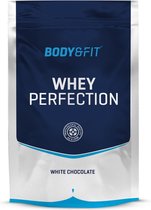 Bol.com Body & Fit Whey Perfection - Proteine Poeder / Whey Protein - Eiwitshake - 896 gram (32 shakes) - Witte chocolade aanbieding