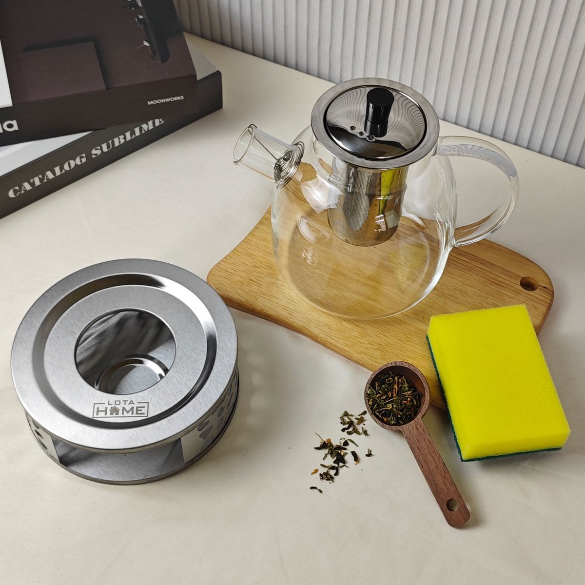 LotaHome - Glazen Theepot met Filter en Theelicht Warmhouder Set - Theepot met Verwarmingselement - Borosilicaat Glas - RVS Zeef - Glazen Theepot voor Losse Thee of Theebloemen - Theepot met Filter en Warmhouder - Met Schoonmaakspons - 1.5 liter — cadeau in Koken & Dineren - foto 8
