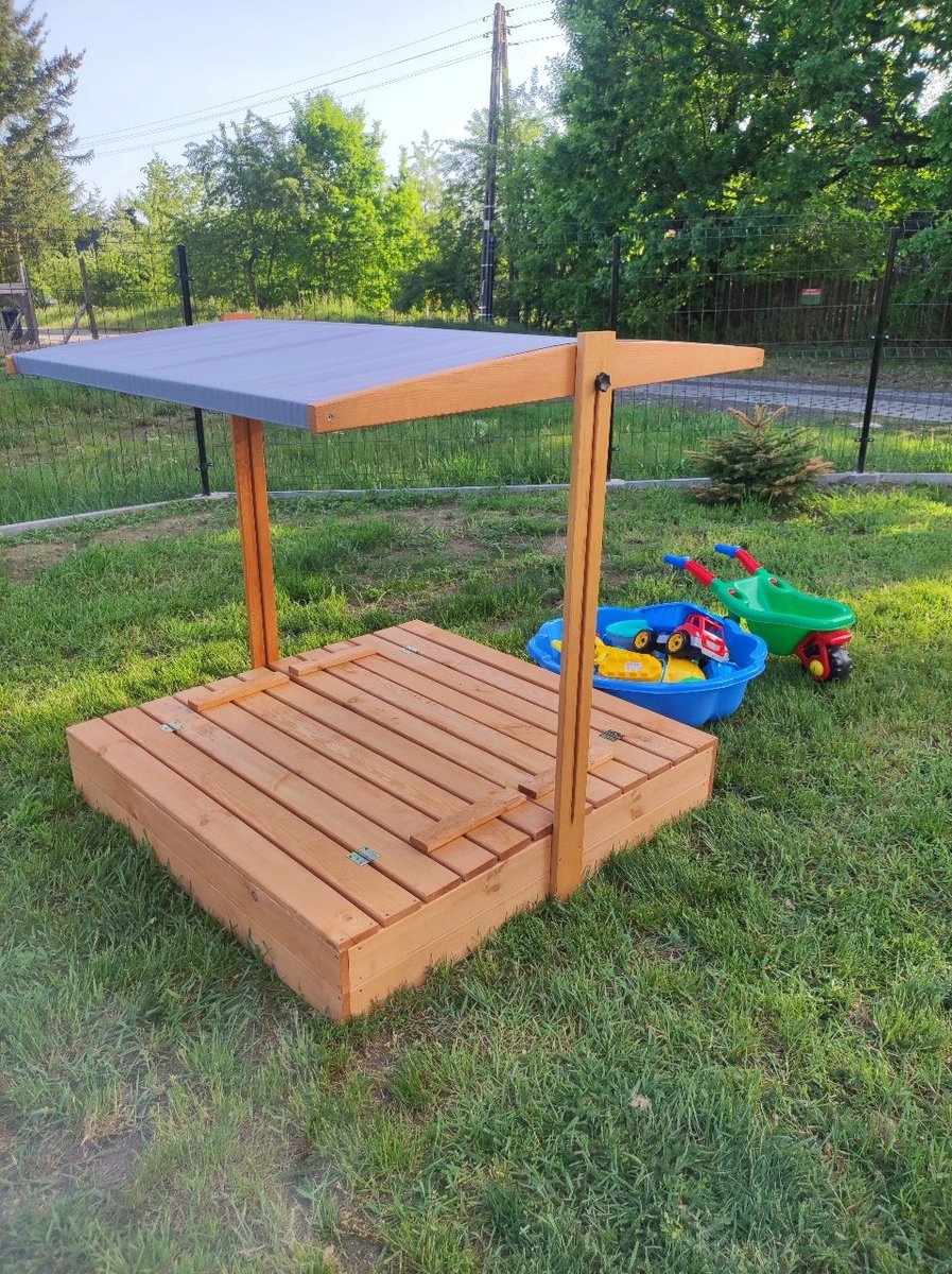 Afsluitbare XL Zandbak met Dak 140x140 cm – Gecertificeerd & Geïmpregneerd Hout | Incl. AFDEKZEIL, GRONDDOEK & Montagevideo | Voor 2-3 Kinderen | Grijs — afbeelding 8