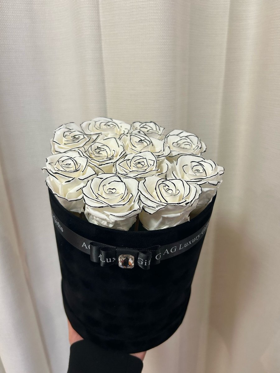 AG Luxurygifts flowerbox - rozen box - longlife - velvet box - cadeau - luxe -liefde - Moederdag - rozen