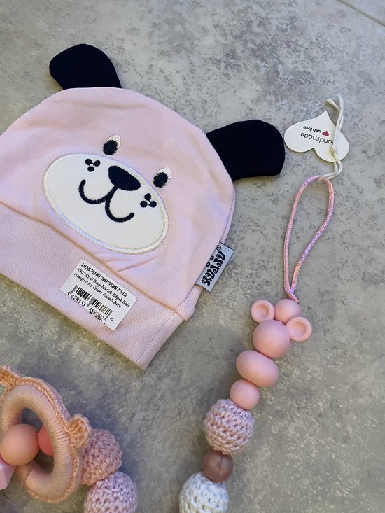Maminobaby.nl - Minnie mouse - Baby geschenkset meisjes - Handgemaakte speenkoord - Handgemaakte haarclip - Handgemaakte bijtring - Sokjes - Muts - Kraamcadeau - Babyshower — afbeelding 4