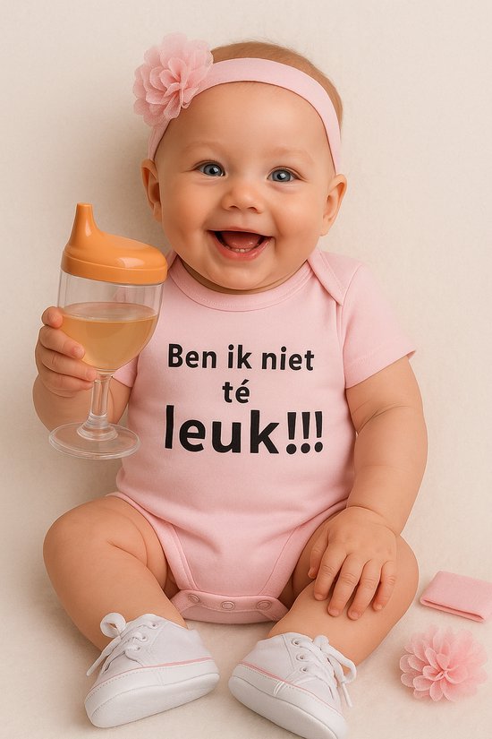 Kraamcadeau meisje met romper babysneakers en hoofdband - Ben ik niet te leuk - groot kraampakket - kraamkado meisje met haarband - ook rechtstreeks versturen met kaart mogelijk van Beebielove — afbeelding 3