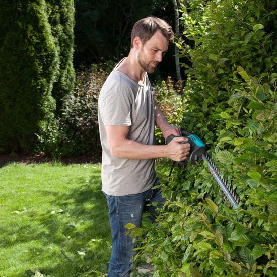 GARDENA EasyCut 450/50 Elektrische Heggenschaar - 450 Watt - Meslengte 50cm van GARDENA — afbeelding 5