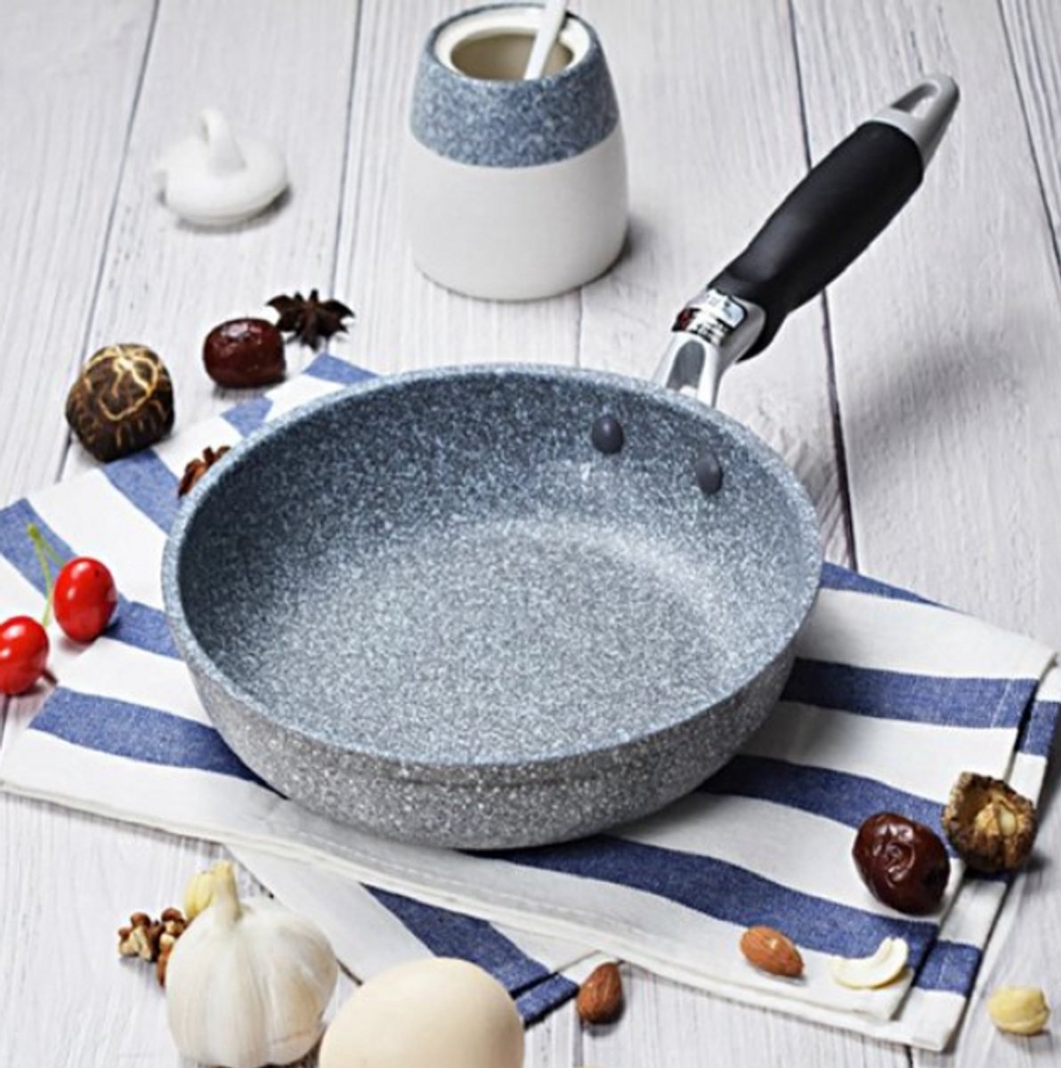 26 cm Duurzame Keramische Koekenpan - Antikleef Wokpan voor Inductie, Gasfornuis en Oven - Ideaal voor Steak en Koken - Multifunctionele Keukengerei Set