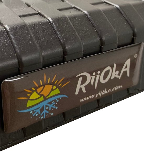 Zwart Rijoka logo met zon en water/sneeuw elementen en website www.rijoka.com