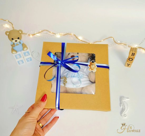 Knuffel Konijn met naam 40 cm - Genderneutraal babycadeau - Origineel kraamcadeau - gepersonaliseerde kraamcadeau - Babygifts - Kraampakket voor jonge en meisje - Baby knuffel - Baby speelgoed - Babygeschenkset - Tweeling cadeau van Little Dutch — afbeelding 4