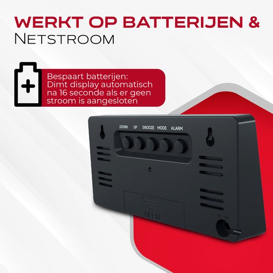 Achterkant van een digitale wekker met knoppen en batterijvak.