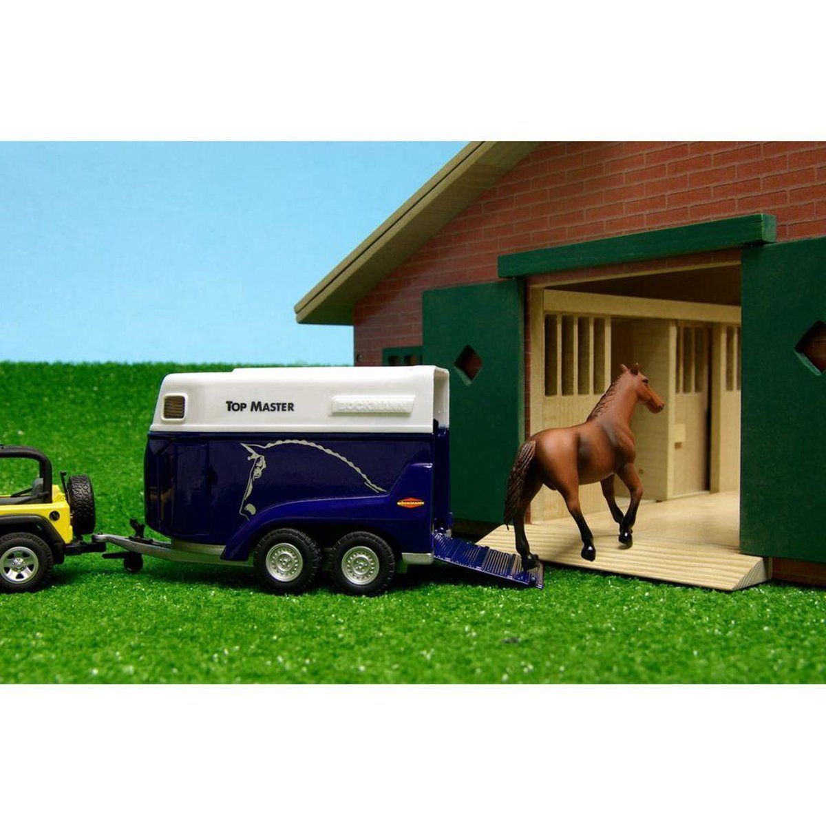 Kids Globe Paardenstal Hout Met 9 Paardenboxen 1:32 — afbeelding 4