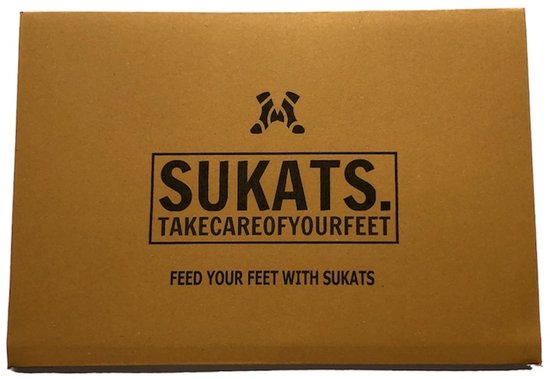 Bruine verpakking van SUKATS met het logo en de tekst 'Feed your feet with SUKATS'.