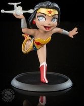 Quantum Mechanix DC Comics: Wonder Woman Q-Fig