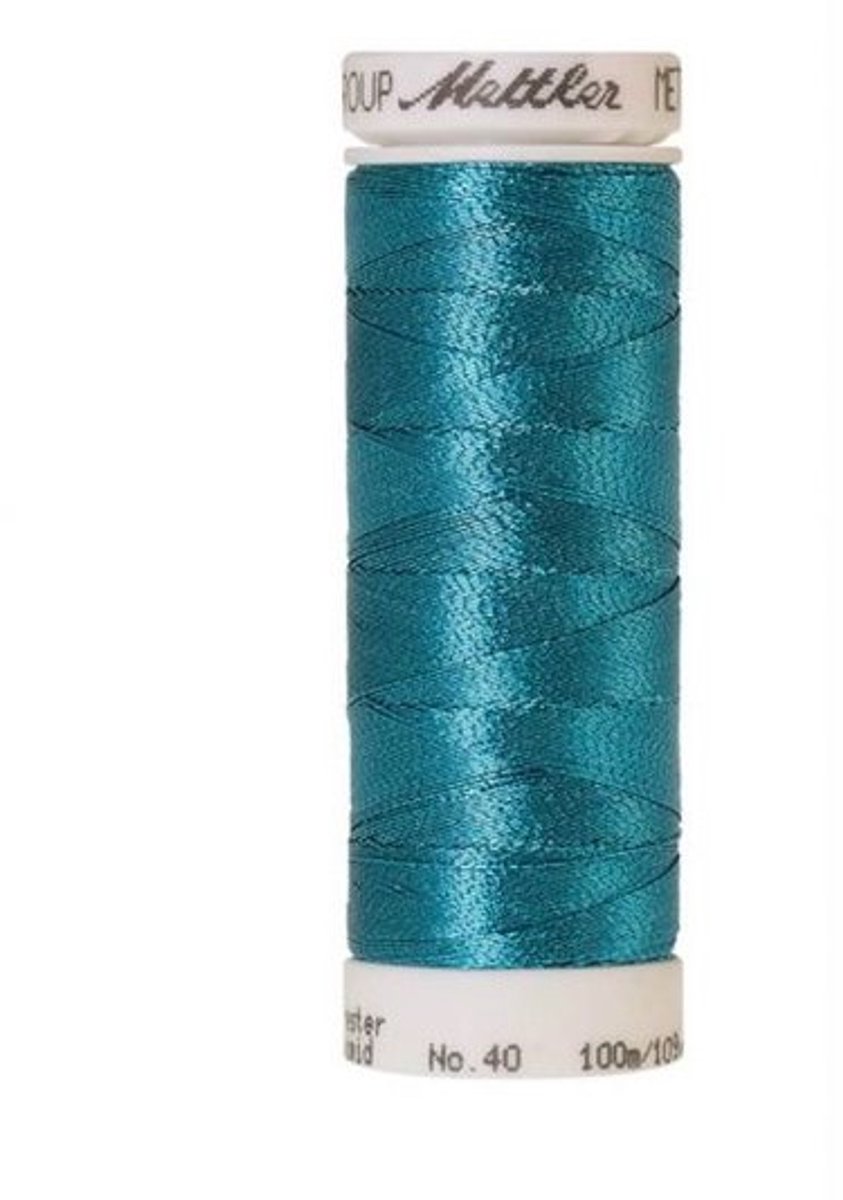 AMANN METALLIC GAREN, BLAUW, 100M, Col. 4101, PER KLOSJE.