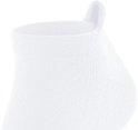 Witte Falke enkelsokken met een verhoogde hielband voor extra grip.