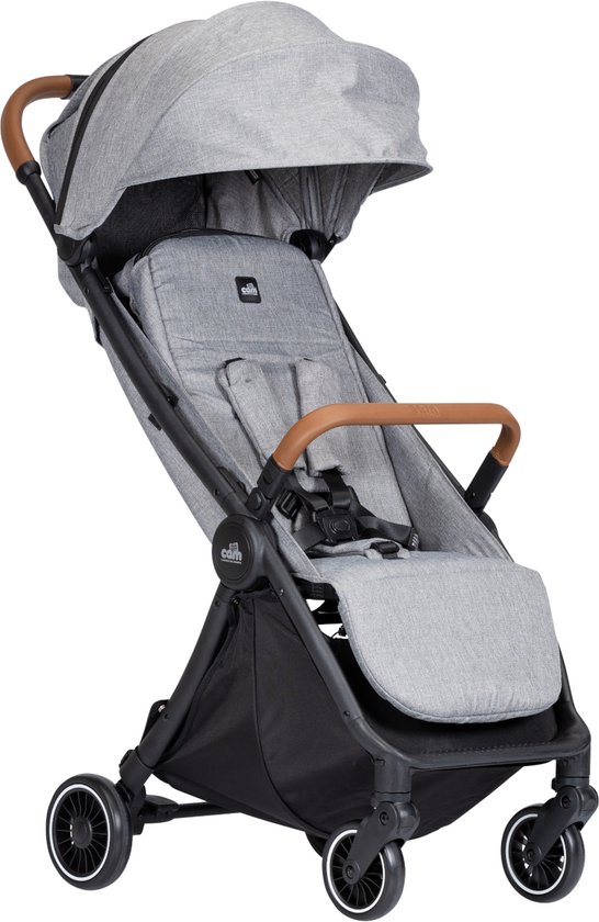 Yosh rus ayollari ishtirokidagi porno