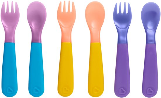 Zes kleurveranderende lepels en vorken: paars/blauw, oranje/geel, paars/blauw.