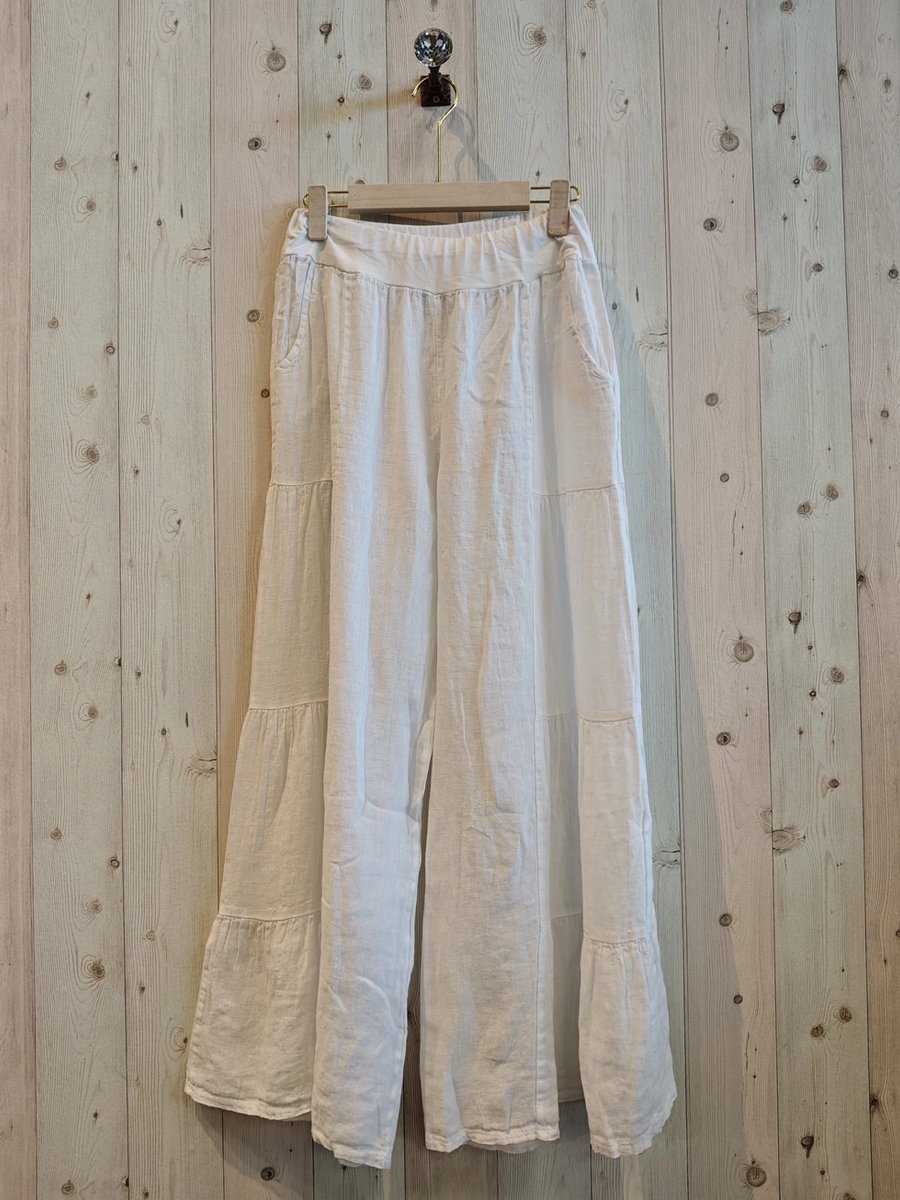 Puur linnen broek met elastische talie - brede pijpen aan volants - bijzonder model - kleur WIT - maat 42-44