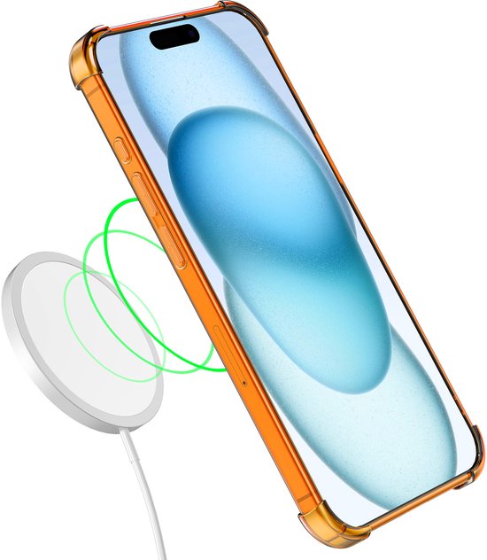 Oranje transparant telefoonhoesje met gouden hoeken, met een magnetische oplader die wordt bevestigd.