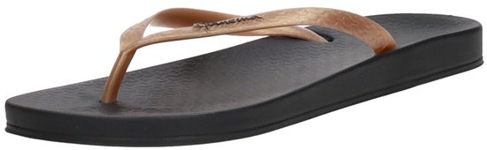 Zwarte Ipanema slipper met gouden bandje, vanaf de zijkant gezien.