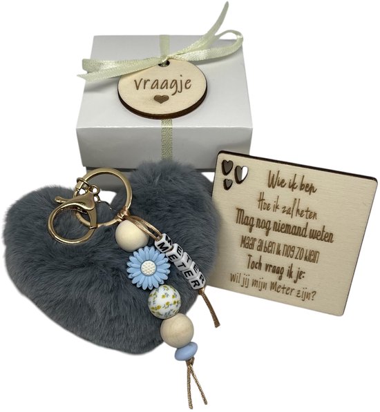 Sleutelhanger Wil je mijn METER zijn? | GRIJS | pompom hartje | meter vragen | meter worden | meter worden | cadeau meter | Doosje met een vraag