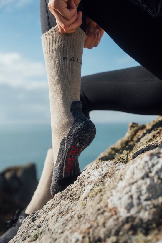Chaussettes de randonnée femme FALKE TK2 - Gris - Taille 39/40