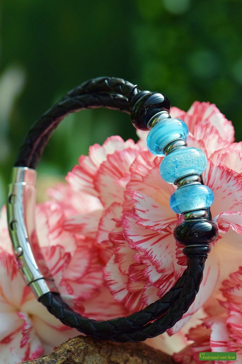 Urn-Heren lederen herdenkingsarmband met as verwerking- Sieraad wordt voor u op maat gemaakt!- Zwart Lederen Mannen Armband met as verwerkt in glas bedel-Herdenkingssieraad-Herinneringsarmband-Gedenksieraad-Heren sieraad-Armband met asverwerking