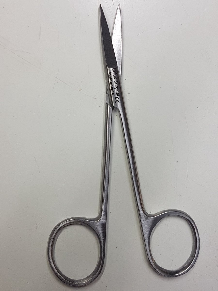 Goedkoopste Belux Surgical Instruments /Tandarts Iris schaar (gebogen) 11cm