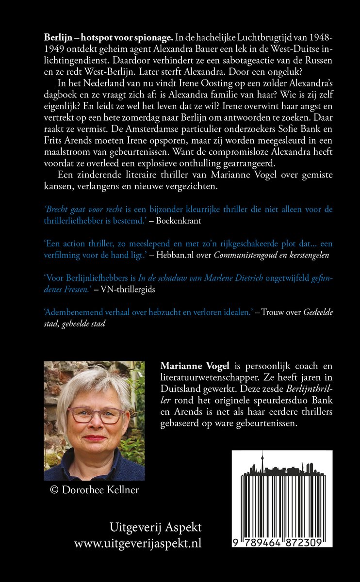 Boekomslag met foto van Marianne Vogel, een zwarte streepjescode en tekst.