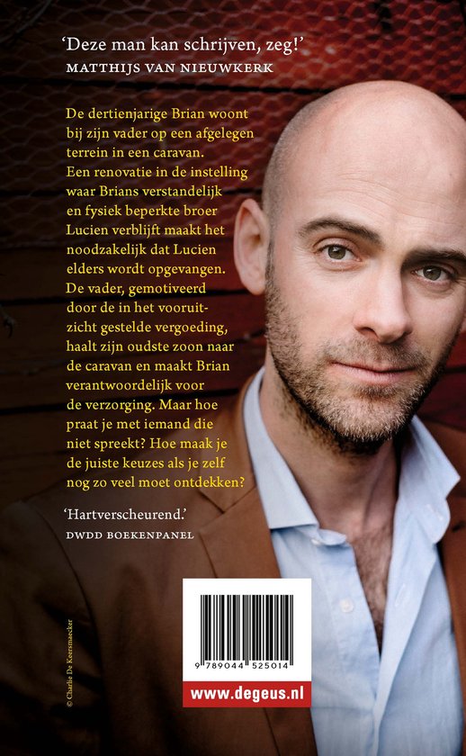 Boekcover met portret van Matthijs van Nieuwkerk. De tekst 'Deze man kan schrijven, zeg!' staat bovenaan.