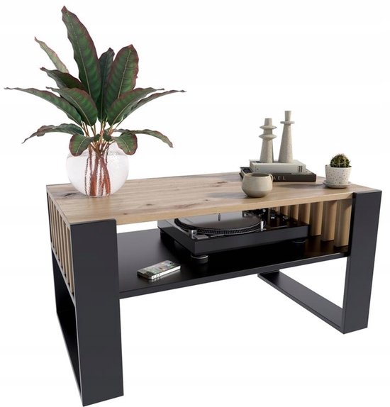 Een Woonkamer Met Een Grote Blauwe Bank En Een Grote Salontafel Met Een Groot Raam Dat Zegt De Kamer Is Versierd Met Een Grote Plant 41369309