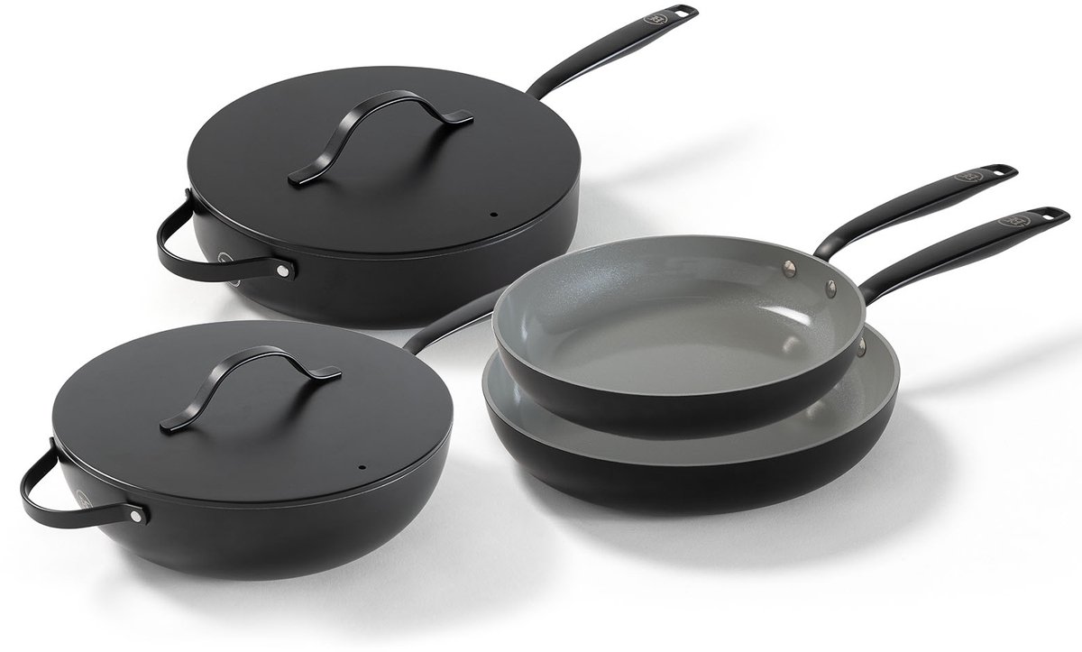 BE Living 4-delige Pannenset - Ø 24 & 28 cm Koekenpan + Ø 30 cm Wokpan + Ø 28 cm Hapjespan - Bakpan - Keramisch - PFAS Vrij Anti Aanbak - Inductie Pannen - Zwart - Essential Series