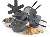 BE Living 6-delige Pannenset - Koekenpannen + Hapjespan + Braadpan + Steelpan + Stomer + Kookgerei + Panbeschermers - Met Deksel - Keramisch - PFAS Vrij Anti Aanbak - Inductie Pannen - Grijs - Essential Series