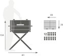 Illustratie van een man die een Boretti barbecue gebruikt, met afmetingen en capaciteit voor 12 personen.