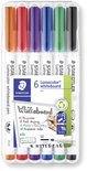 Set de 6 marqueurs blancs Staedtler Lumocolor dans les couleurs orange, rouge, violet, bleu, vert et noir.